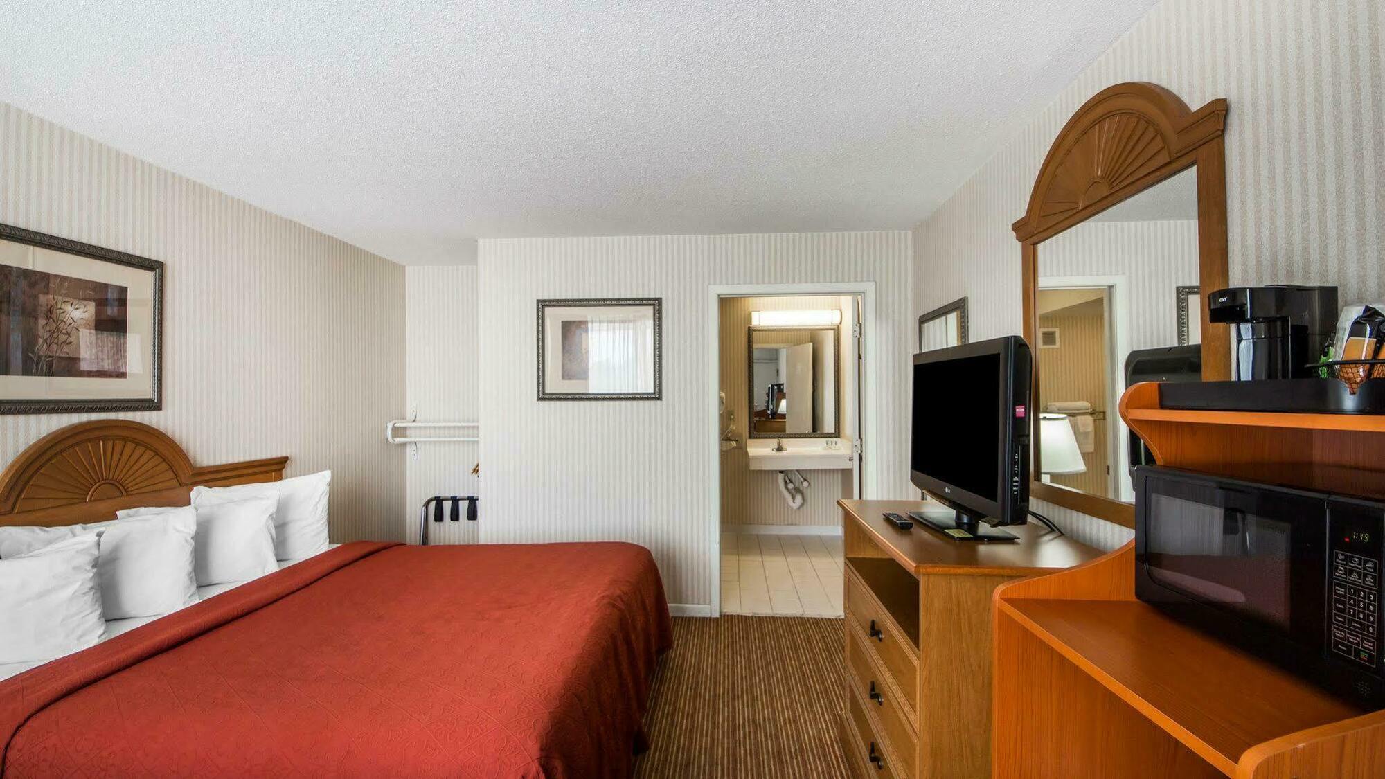 Quality Inn Ponca City Route 77 Exterior foto